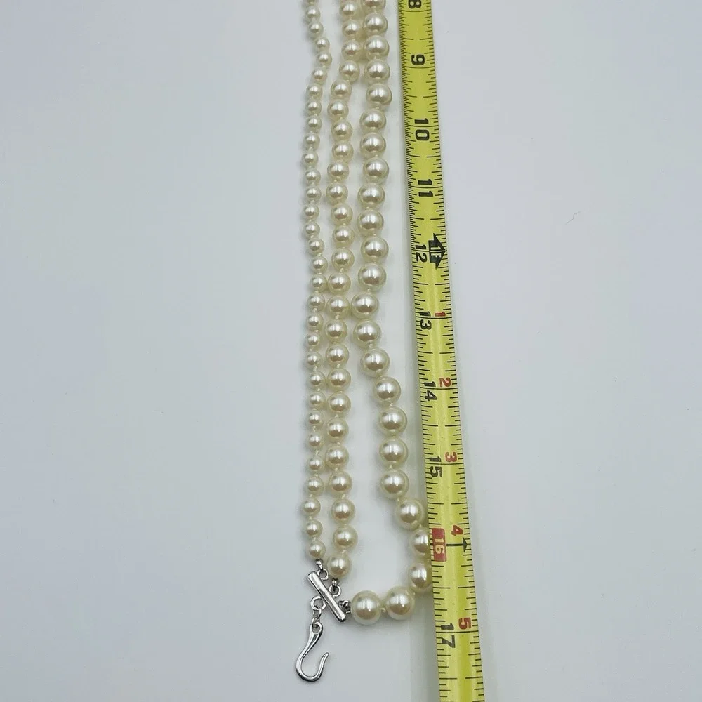 Carol Lee Triple Strand Faux Pearl Necklace‎ Ivory Silver Tone Heart Charm 16in